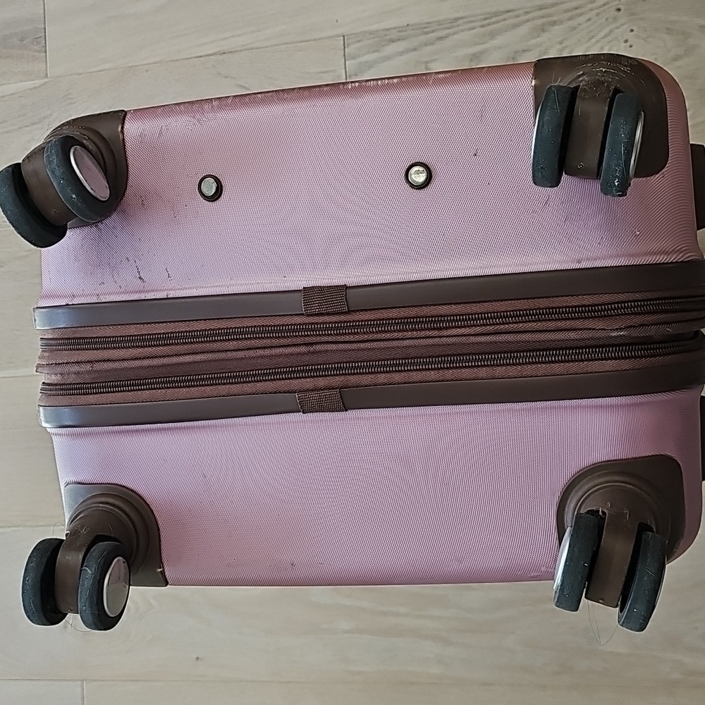 Samsonite Pink Hardshell Medium Luggage - Picture 11 of 15
